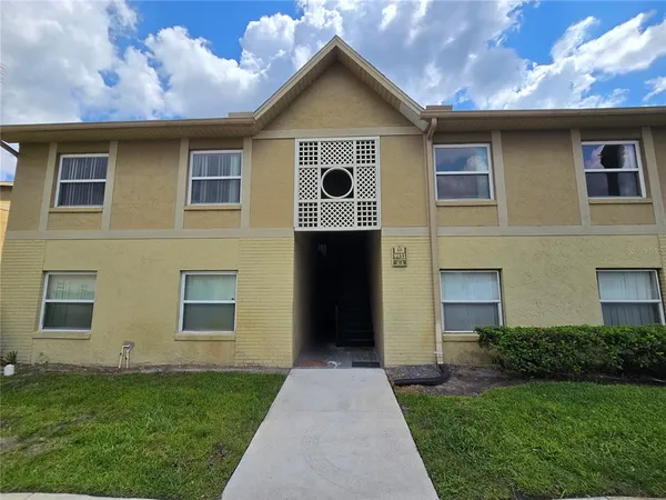 $1,545 | 9933 Sweepstakes Lane, Unit 4, Orlando, FL 32837