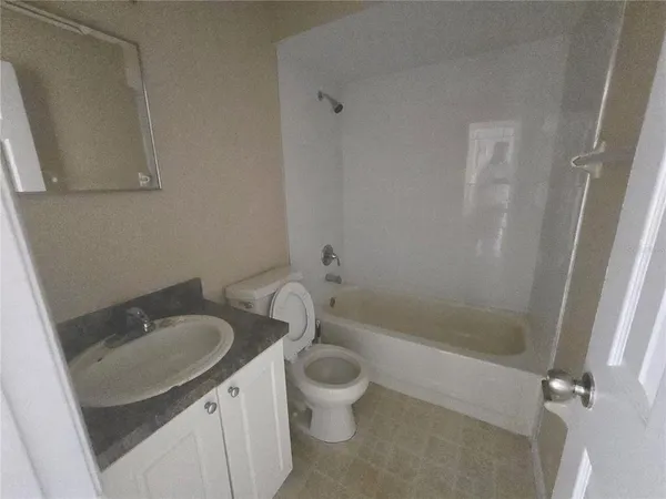 $1,545 | 9933 Sweepstakes Lane, Unit 4, Orlando, FL 32837