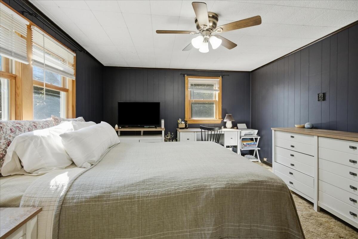45 Canaan Road Clinton, ME 04927 - Photo 24 of 40 Primary Bedroom