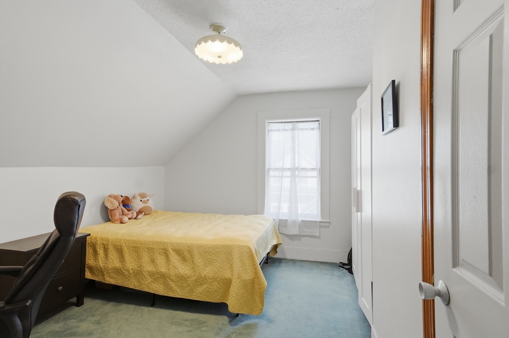 115-117 Chestnut Street Waltham, MA 02453 - Photo 17 of 42
