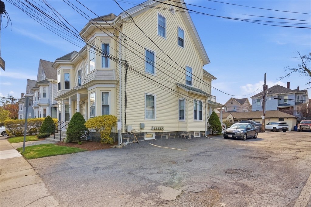115-117 Chestnut Street Waltham, MA 02453 - Photo 2 of 42