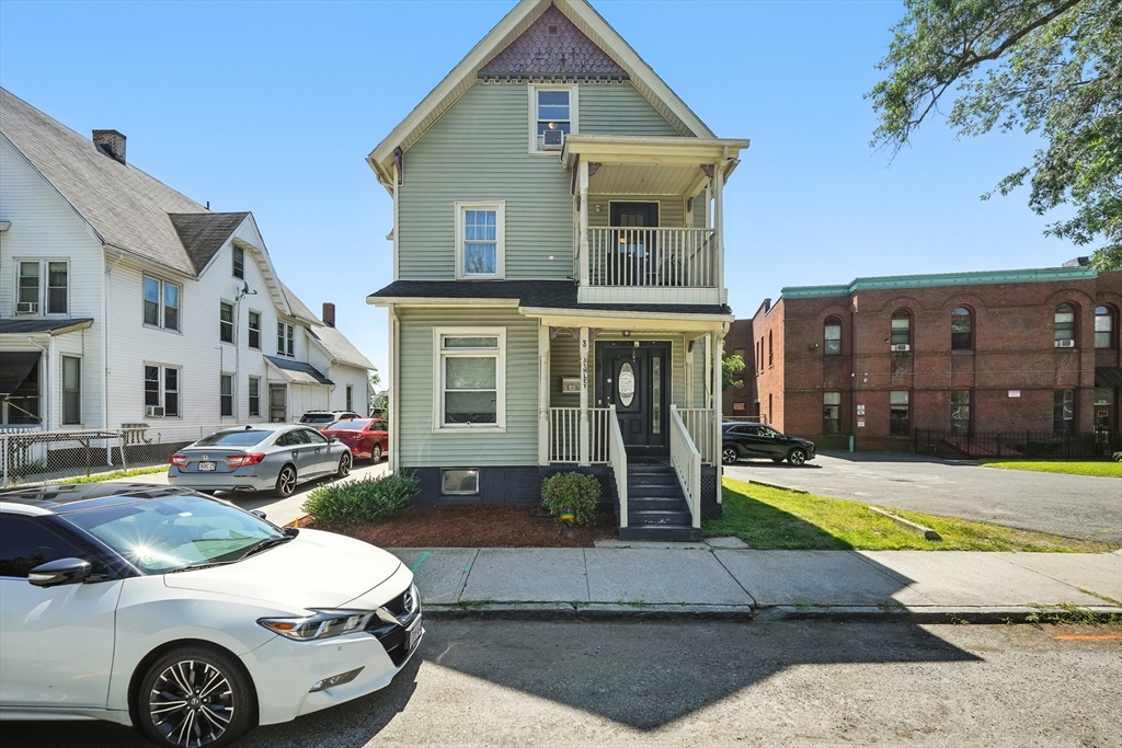 3 Ashley Street Springfield, MA 01105 - Photo 18 of 20 Gallery Image 18