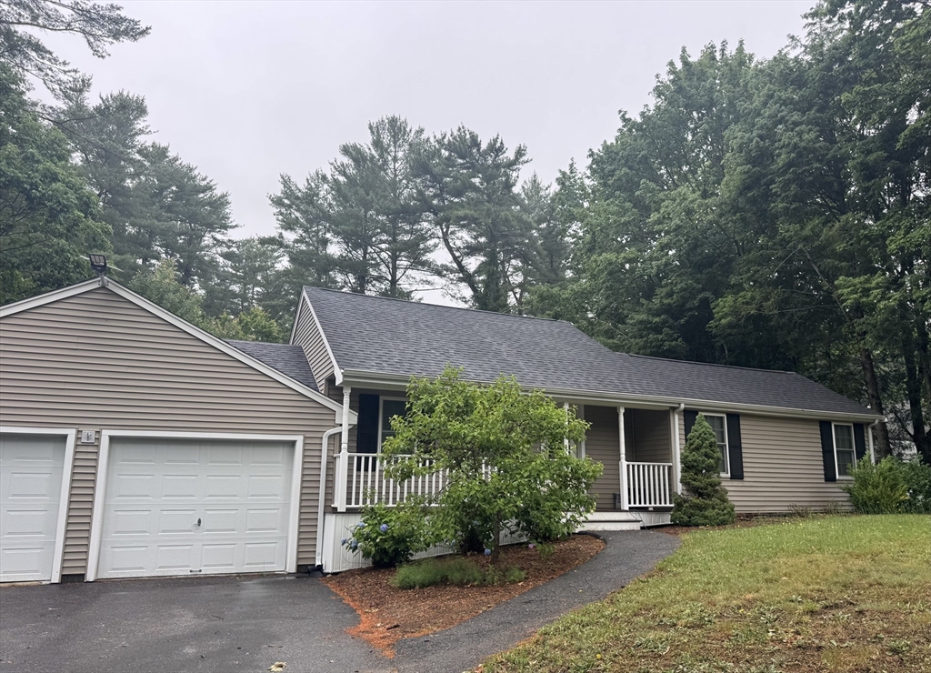112 High Street Carver, MA 02330 - Photo 2 of 25