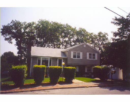 13 Freedom Road Woburn, MA 01801 - Photo 1 of 1 Gallery Image 1