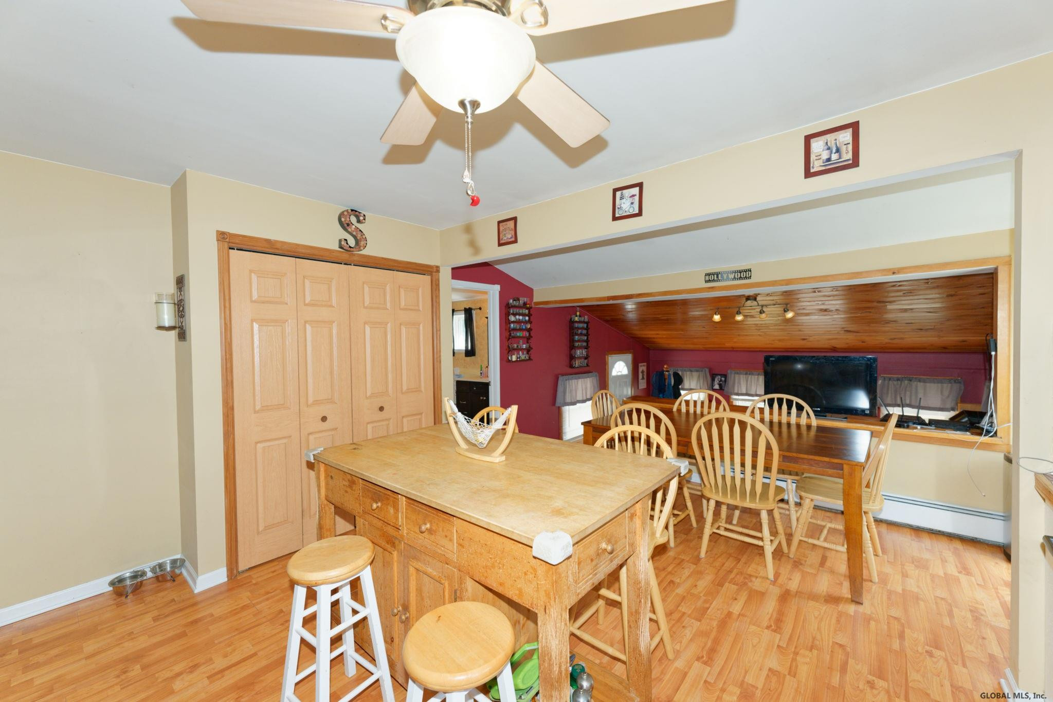 1341 North Westcott Road Rotterdam, NY 12306 - Photo 11 of 33 Photo 12