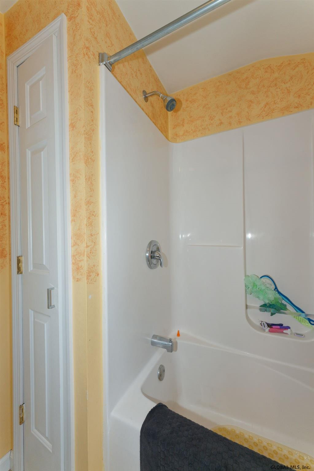 1341 North Westcott Road Rotterdam, NY 12306 - Photo 18 of 33 Photo 19