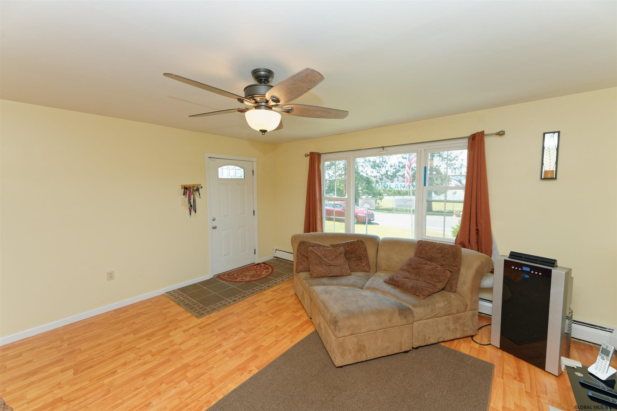 1341 North Westcott Road Rotterdam, NY 12306 - Photo 7 of 33 Photo 8
