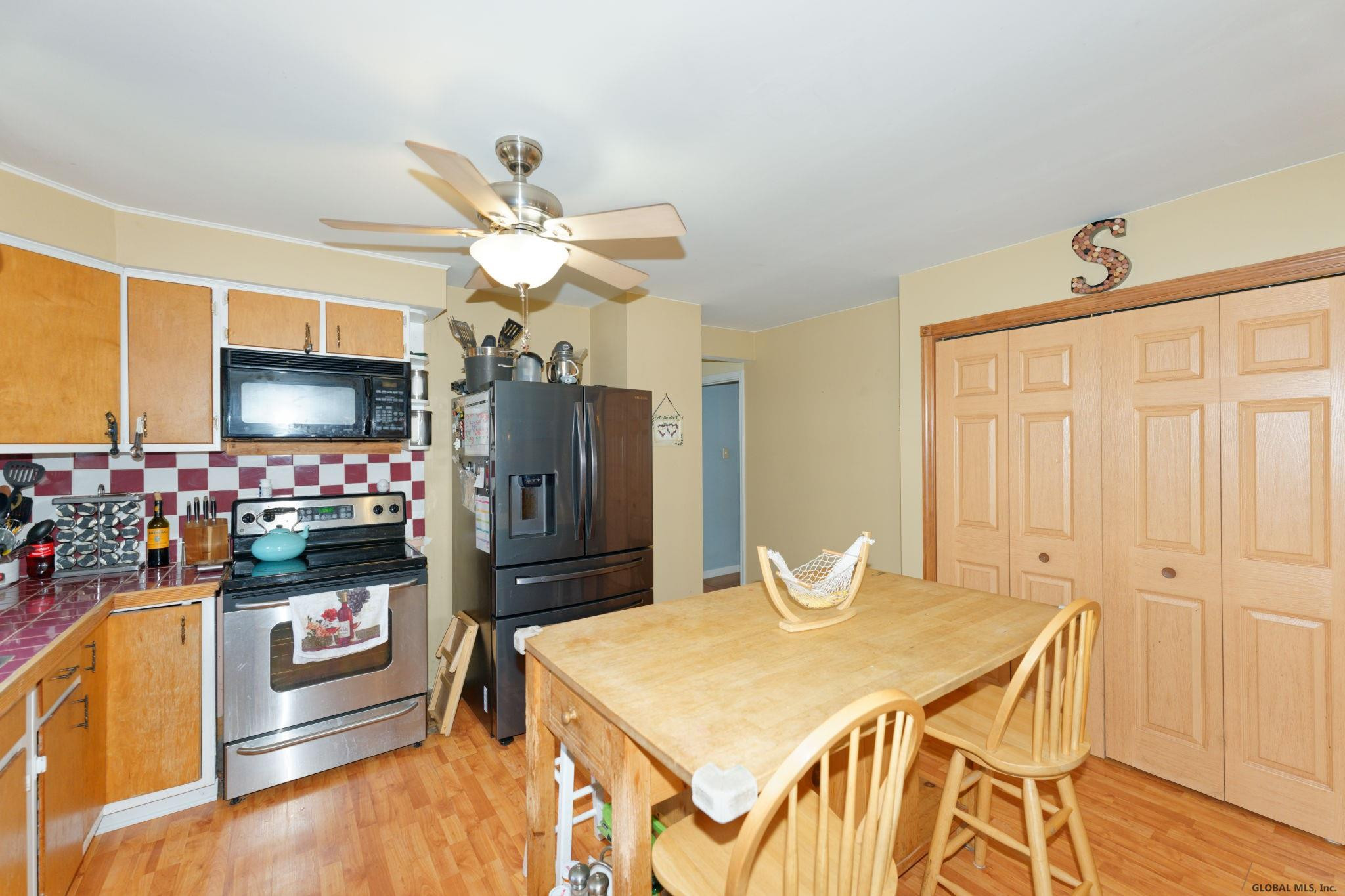 1341 North Westcott Road Rotterdam, NY 12306 - Photo 8 of 33 Photo 9