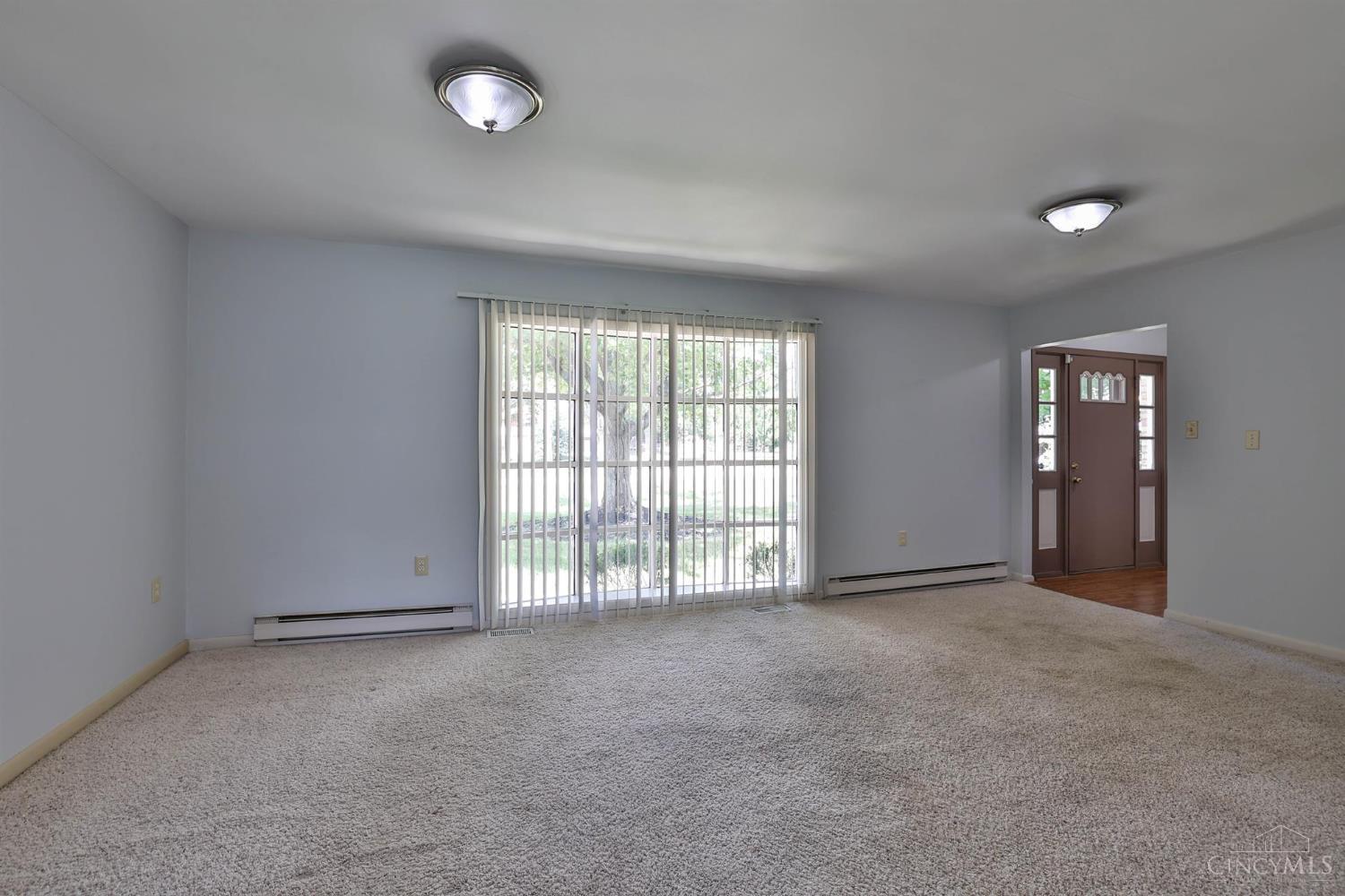 6035 Kyles Station Road Hamilton, OH 45011 - Photo 7 of 41