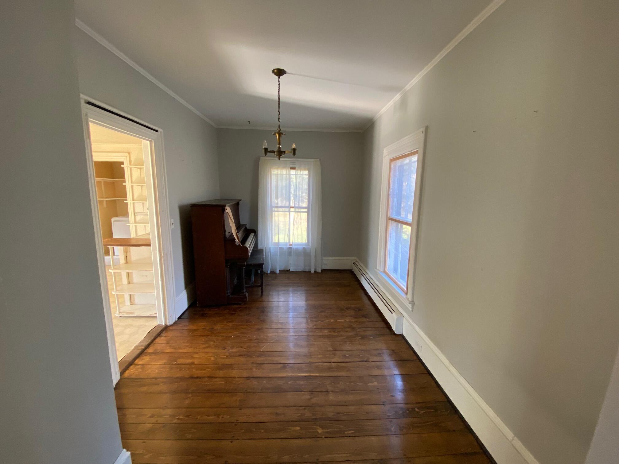 842 Main Road Islesboro, ME 04848 - Photo 21 of 40 Dining Room