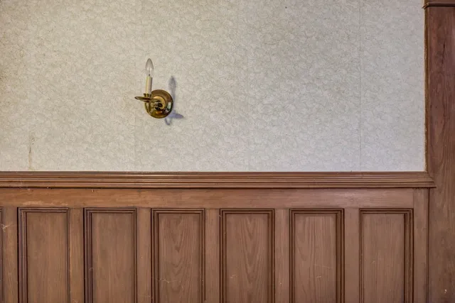 $300,000 | 321 West Hampton Avenue, Sumter, SC 29150