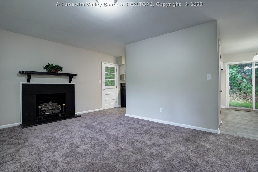 1812 Pine Manor Road Charleston, WV 25311 - Photo 6 of 31 Gallery Image 6