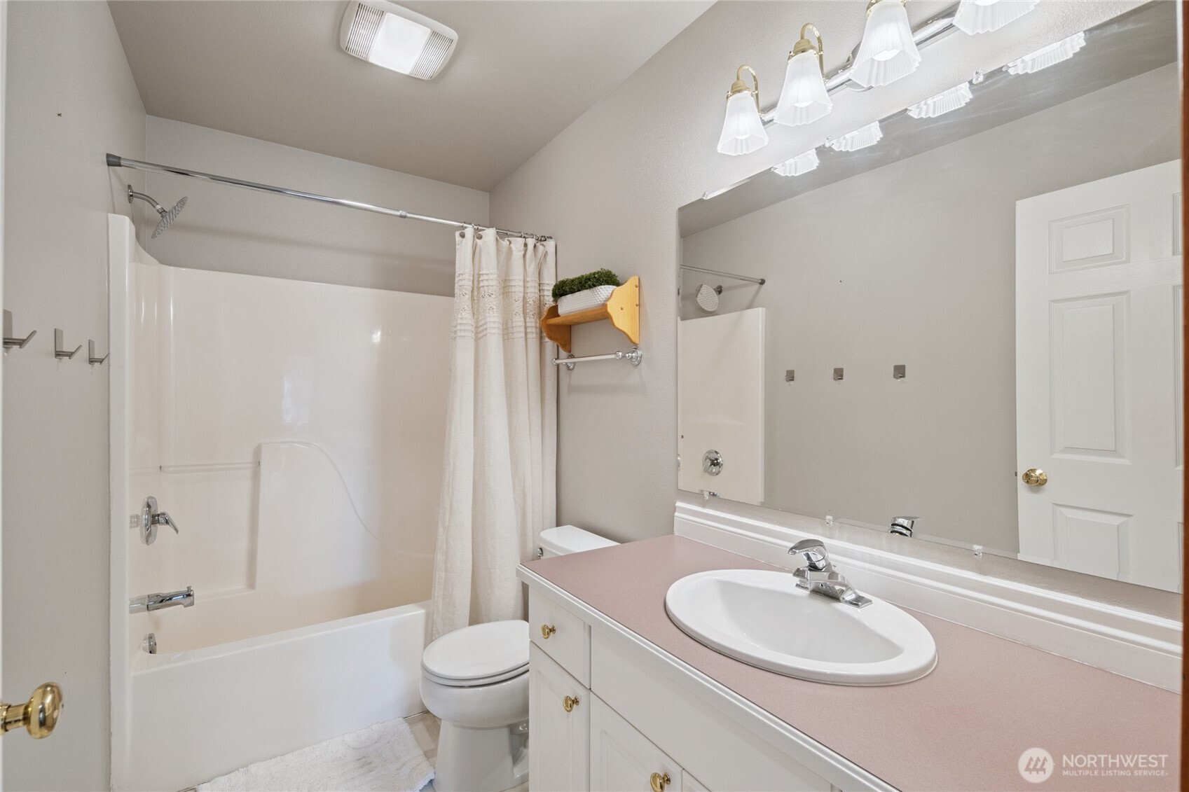 843 Garfield Street Sumas, WA 98295 - Photo 28 of 40