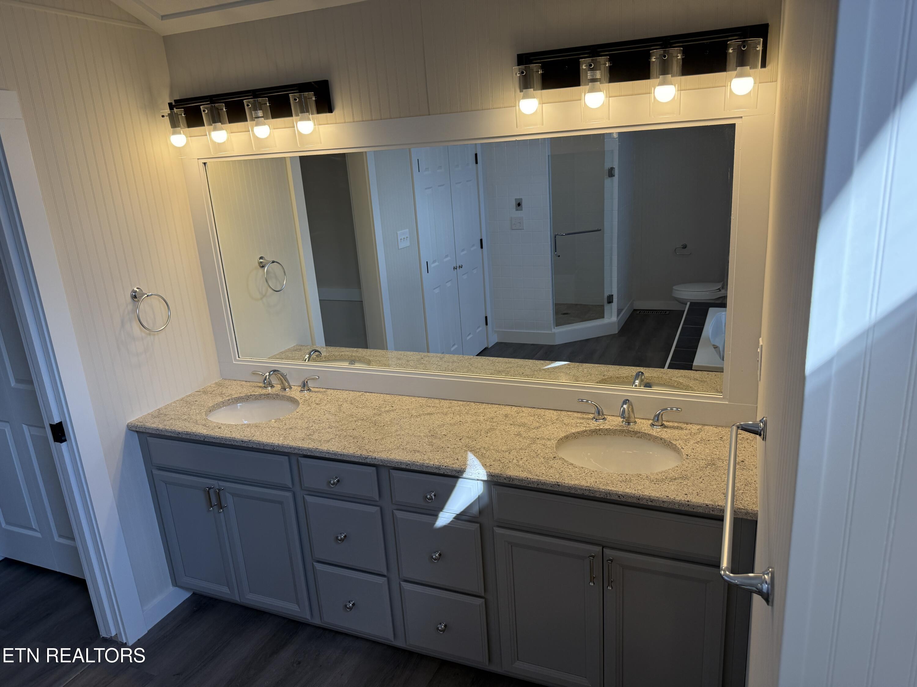 116 Inata Circle Loudon, TN 37774 - Photo 14 of 31 14