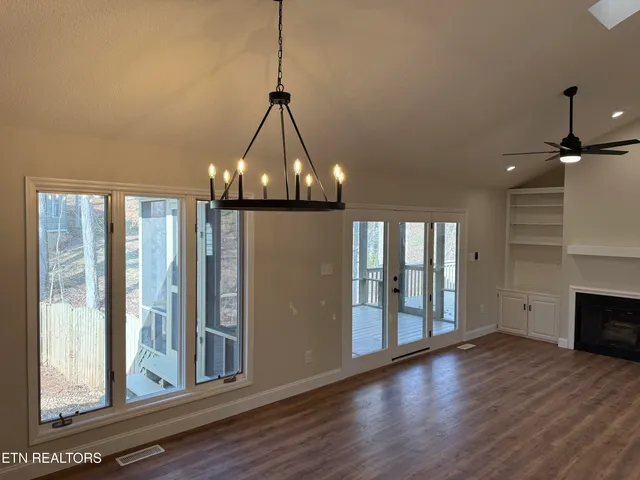 $439,900 | 116 Inata Circle, Loudon, TN 37774