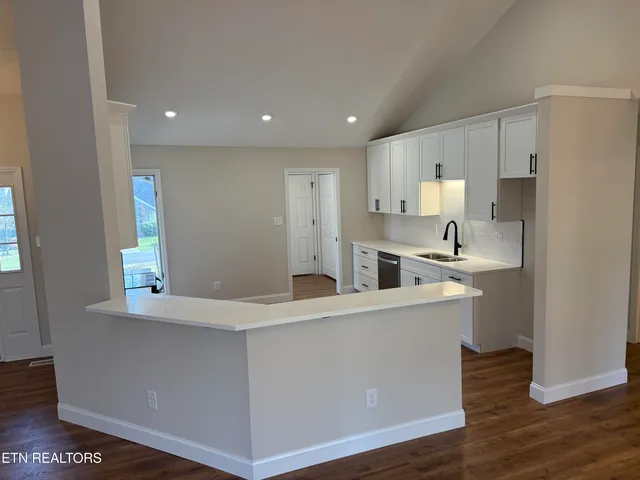 $439,900 | 116 Inata Circle, Loudon, TN 37774