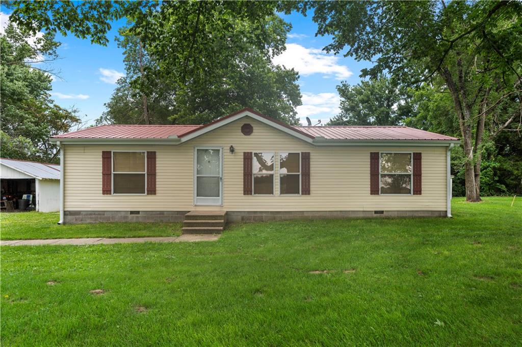 18509 South 1600 Road Nevada, MO 64772 - Photo 3 of 26