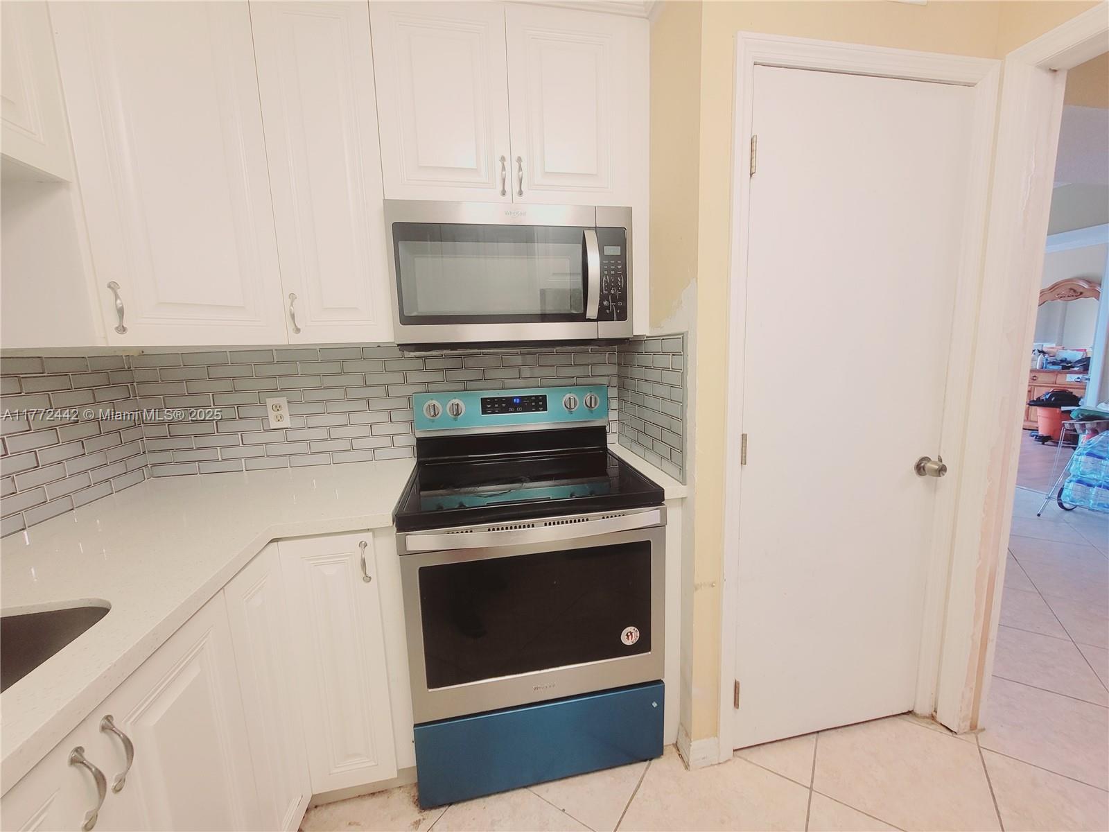 4174 Inverrary Drive, Unit 713 Lauderhill, FL 33319 - Photo 2 of 18