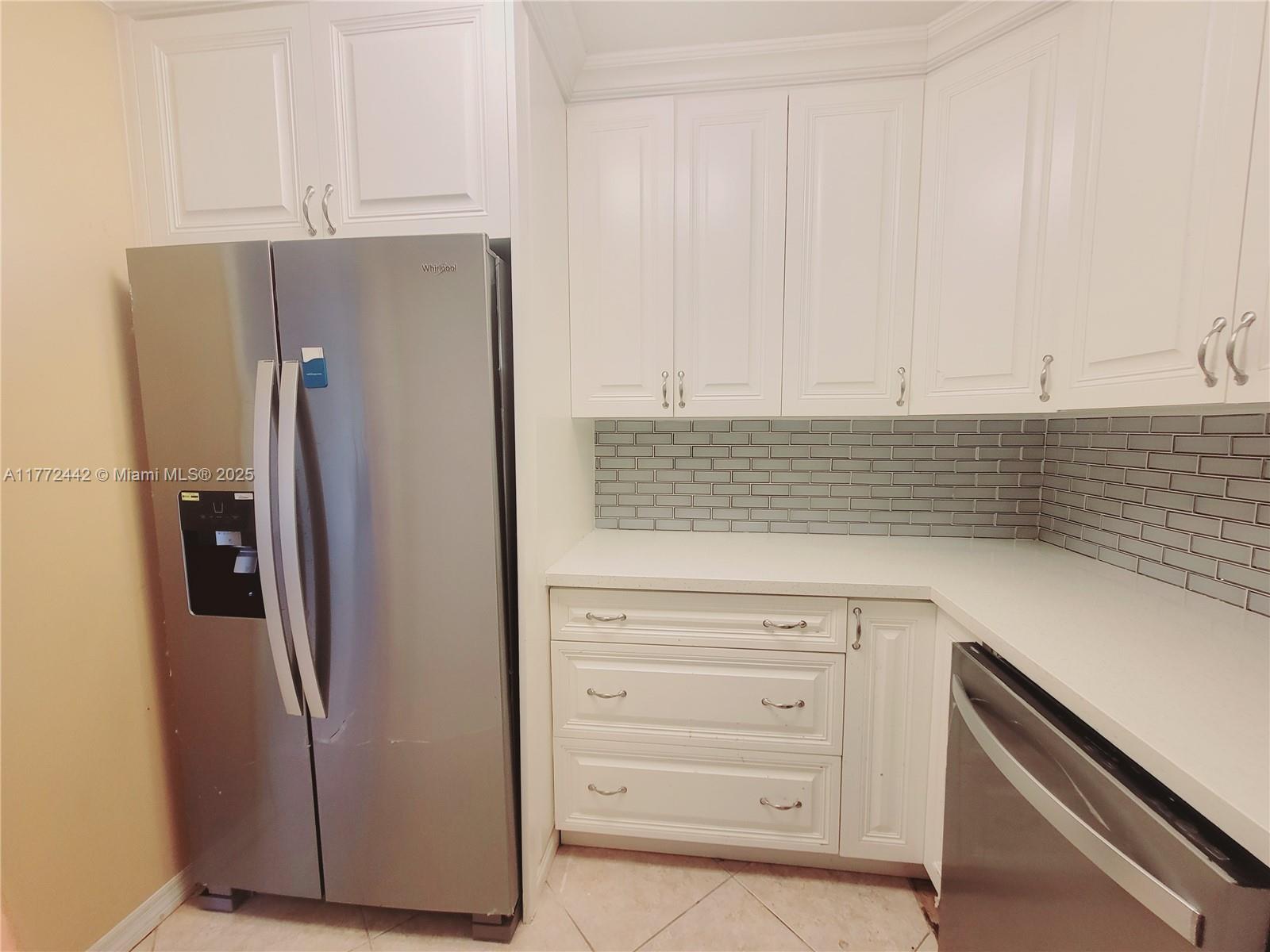 4174 Inverrary Drive, Unit 713 Lauderhill, FL 33319 - Photo 3 of 18