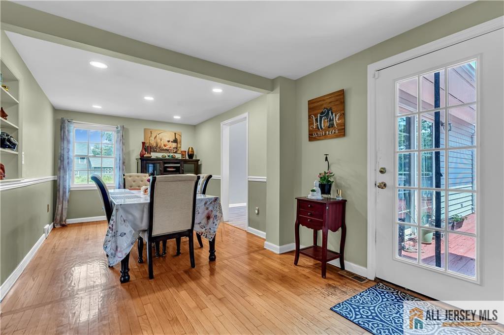 267 Friendship Road Cranbury, NJ 08512 - Photo 16 of 53