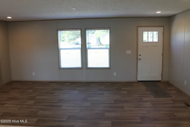 $219,000 | 309 Pridgen Acre Drive, Clarkton, NC 28433