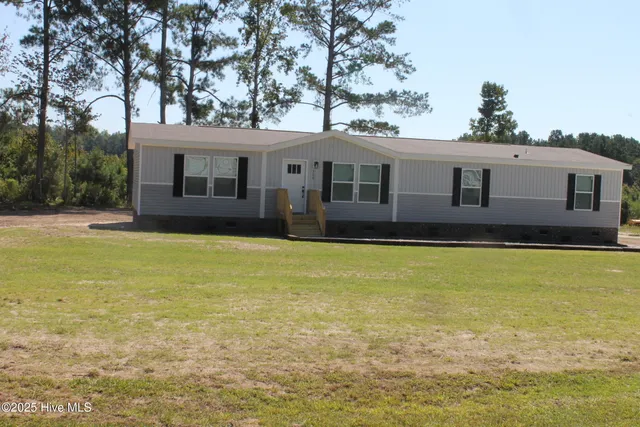 $219,000 | 309 Pridgen Acre Drive, Clarkton, NC 28433