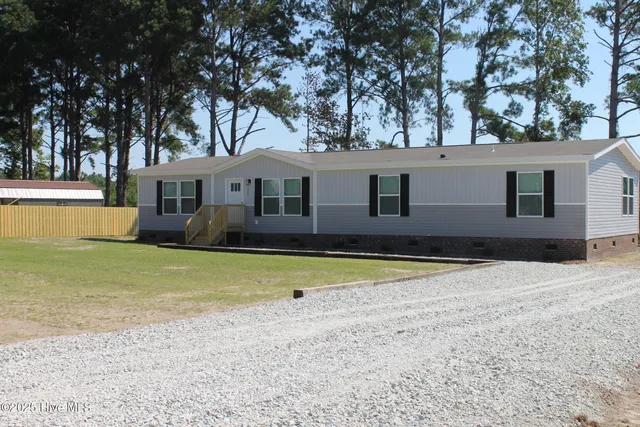 $219,000 | 309 Pridgen Acre Drive, Clarkton, NC 28433