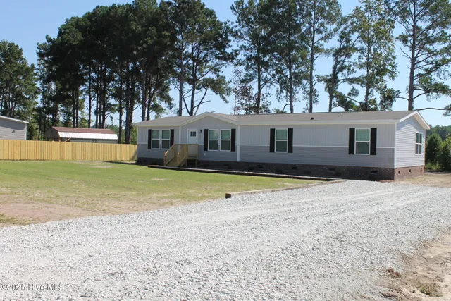 $219,000 | 309 Pridgen Acre Drive, Clarkton, NC 28433
