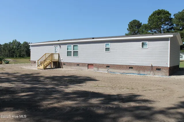 $219,000 | 309 Pridgen Acre Drive, Clarkton, NC 28433