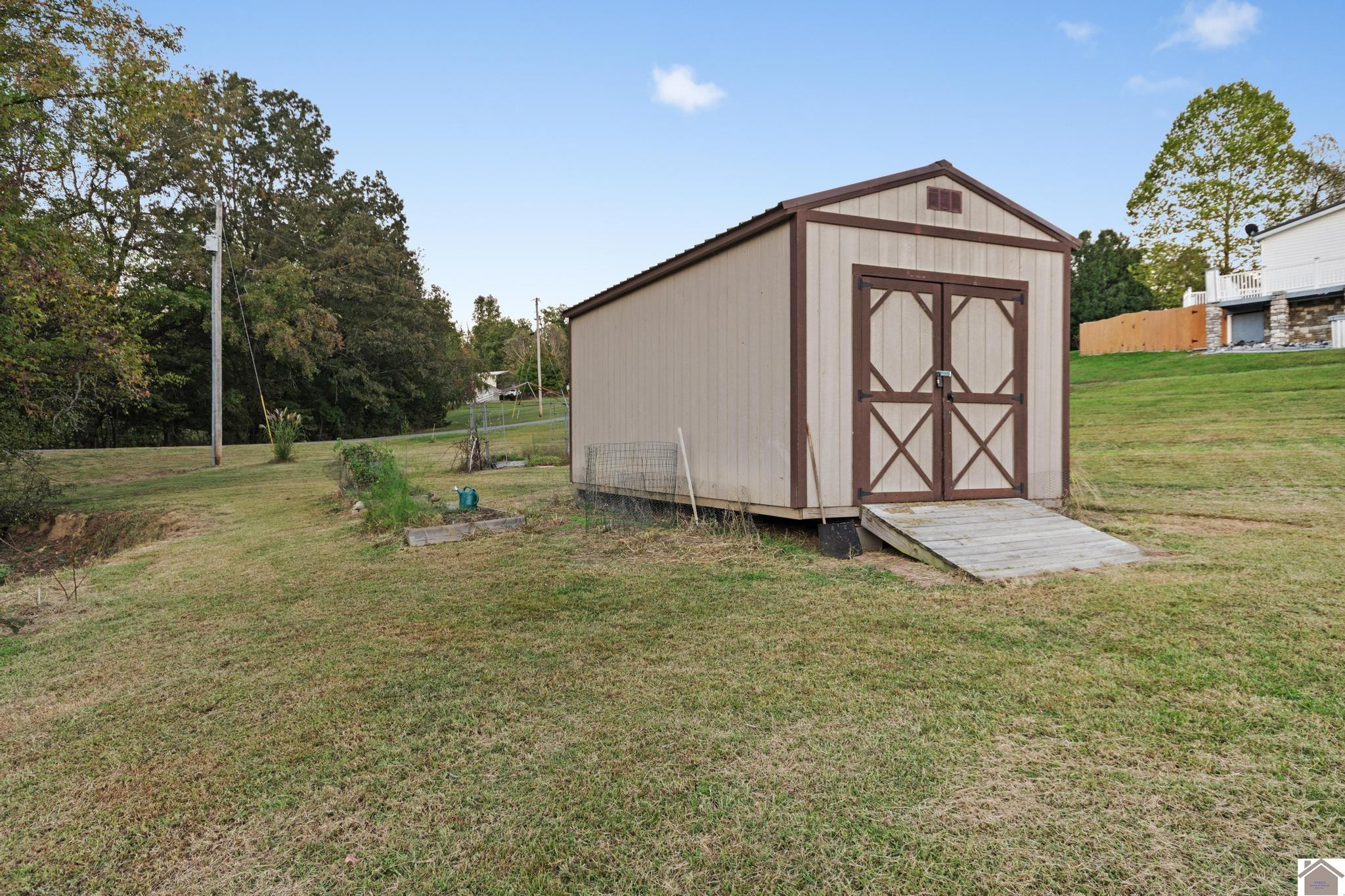 704 Rolling Meadows Road Grand Rivers, KY 42045 - Photo 20 of 24 Photo 20