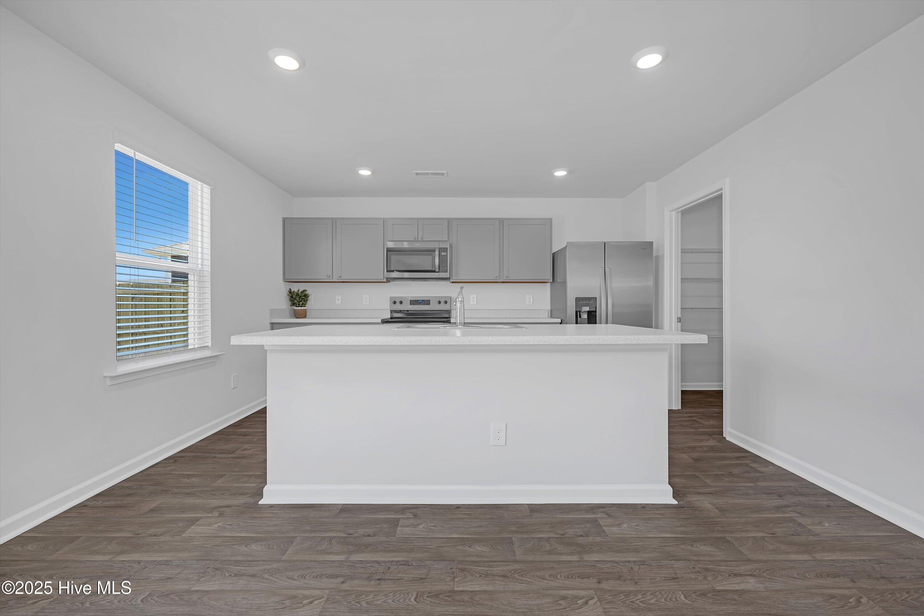 1202 King Eider Way Winnabow, NC 28479 - Photo 10 of 36 15-A7402292