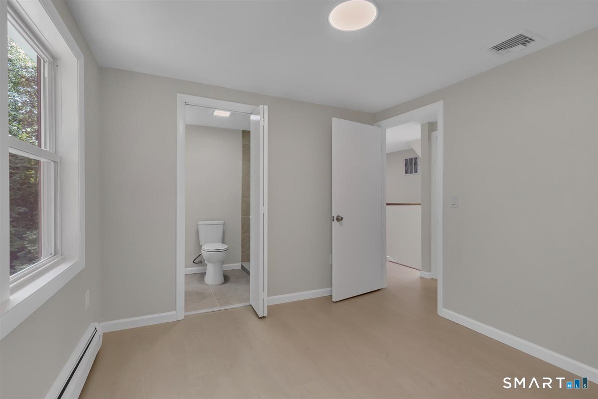 650 Manchester Road Glastonbury, CT 06033 - Photo 18 of 28 Gallery Image 18