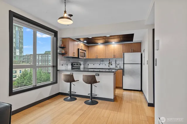 $339,950 | 905 Cherry Street, Unit 601, Seattle, WA 98104