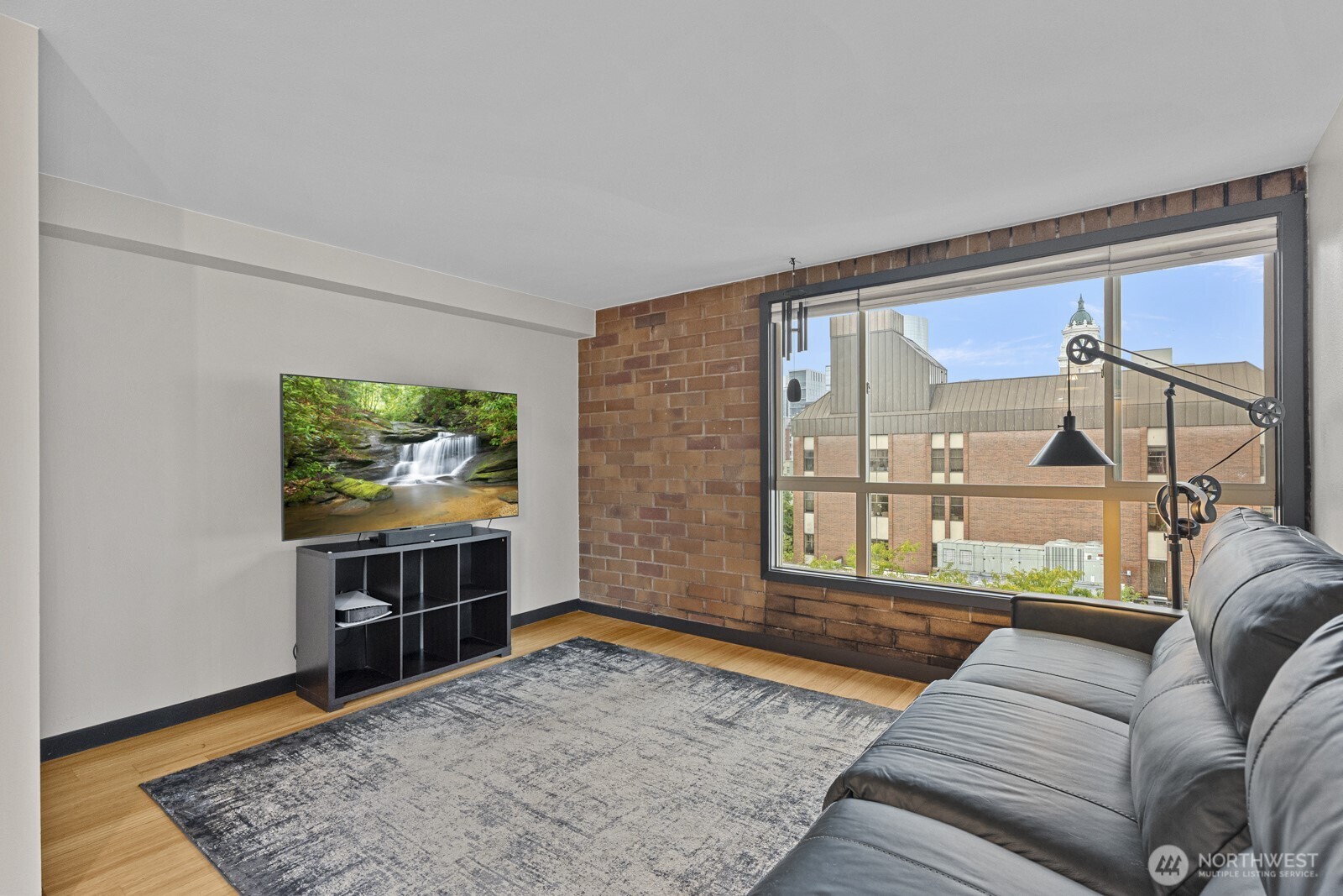 905 Cherry Street, Unit 601 Seattle, WA 98104 - Photo 8 of 21