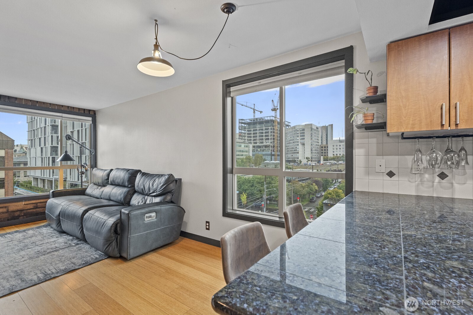 905 Cherry Street, Unit 601 Seattle, WA 98104 - Photo 9 of 21