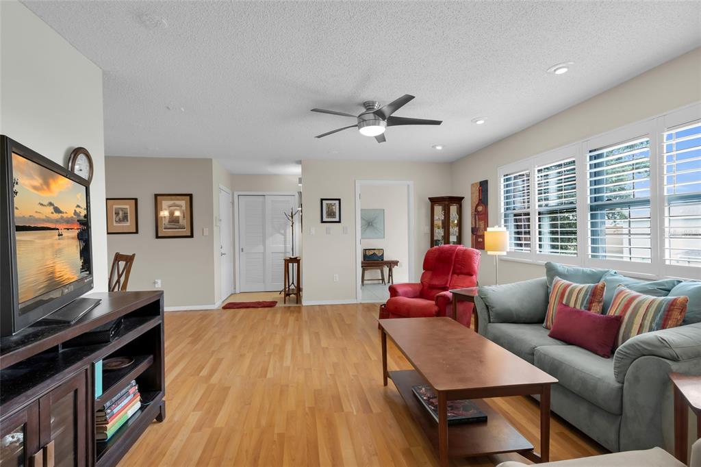 500 Newell Hill Road, Unit 110D Leesburg, FL 34748 - Photo 6 of 26