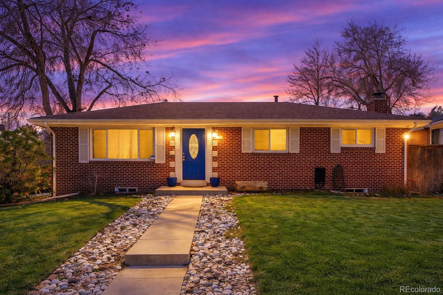 2797 South Benton Street Denver, CO 80227 - Photo 4 of 27