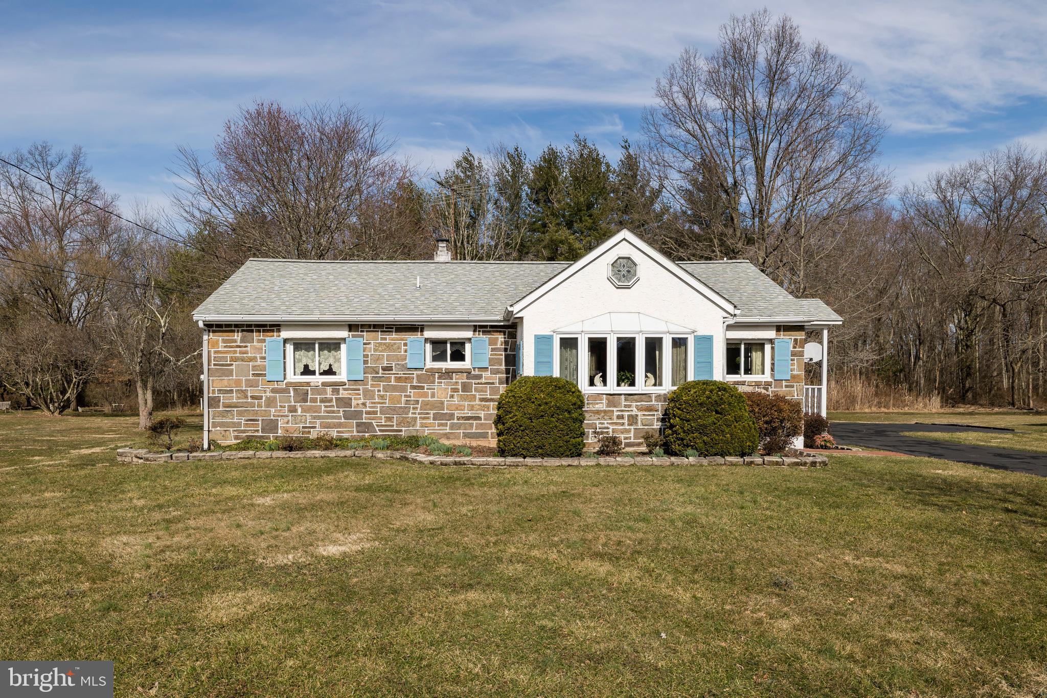 254 West Orvilla Road Hatfield, PA 19440 - Photo 1 of 53 Gallery Image 1