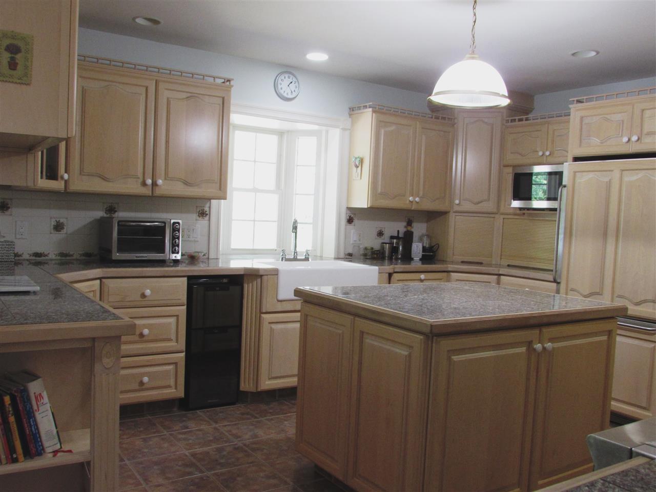 16 Roberts Road, Unit 5J Brookfield, NH 03872 - Photo 9 of 31
