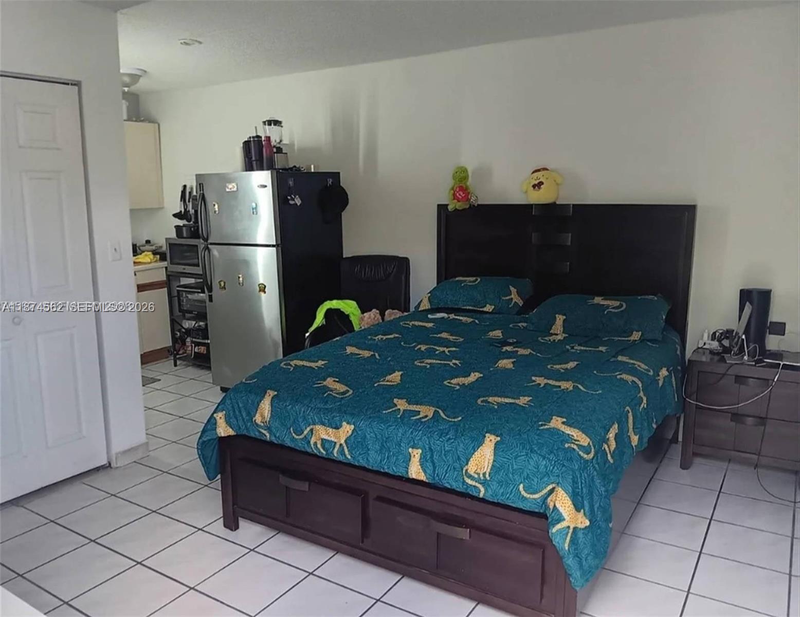 9360 Southwest 37th Street Miami, FL 33165 - Photo 14 of 17