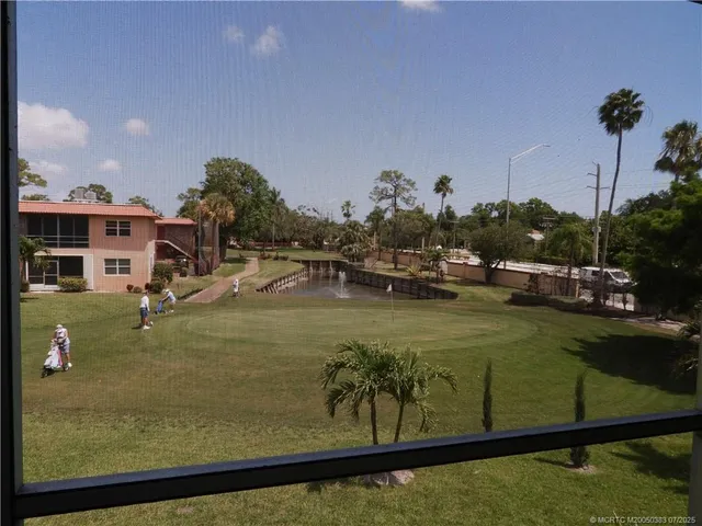 $145,000 | 1949 Southwest Palm City Road, Unit 25I, Stuart, FL 34994