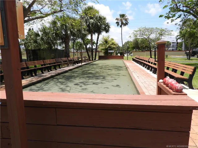 $145,000 | 1949 Southwest Palm City Road, Unit 25I, Stuart, FL 34994