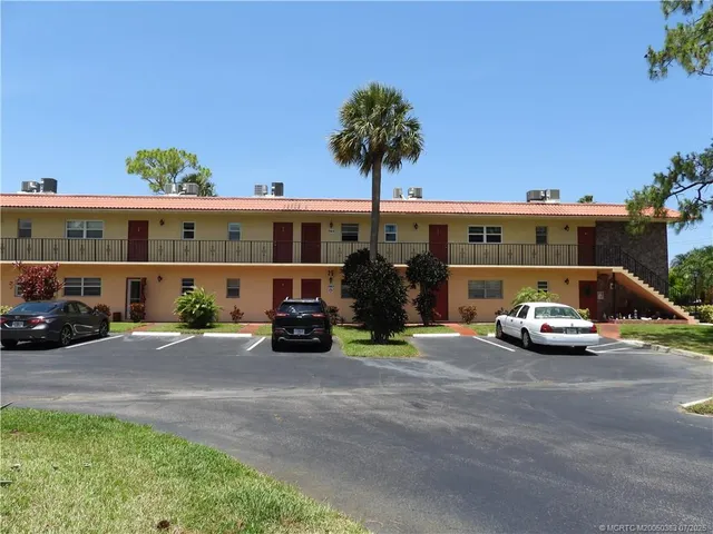 $145,000 | 1949 Southwest Palm City Road, Unit 25I, Stuart, FL 34994