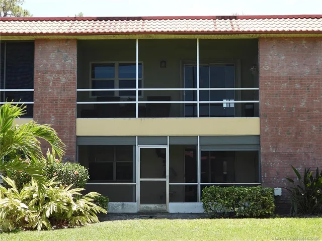 $145,000 | 1949 Southwest Palm City Road, Unit 25I, Stuart, FL 34994