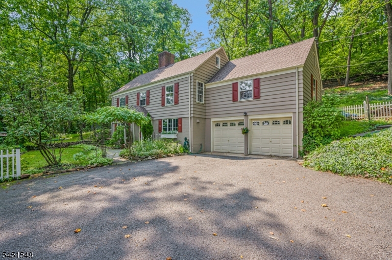 173 Hillcrest Road Watchung, NJ 07069 - Photo 37 of 39 Gallery Image 37