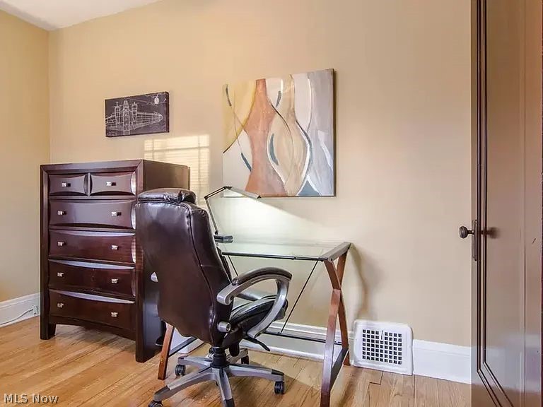 1551 Maple Road Cleveland Heights, OH 44121 - Photo 22 of 25