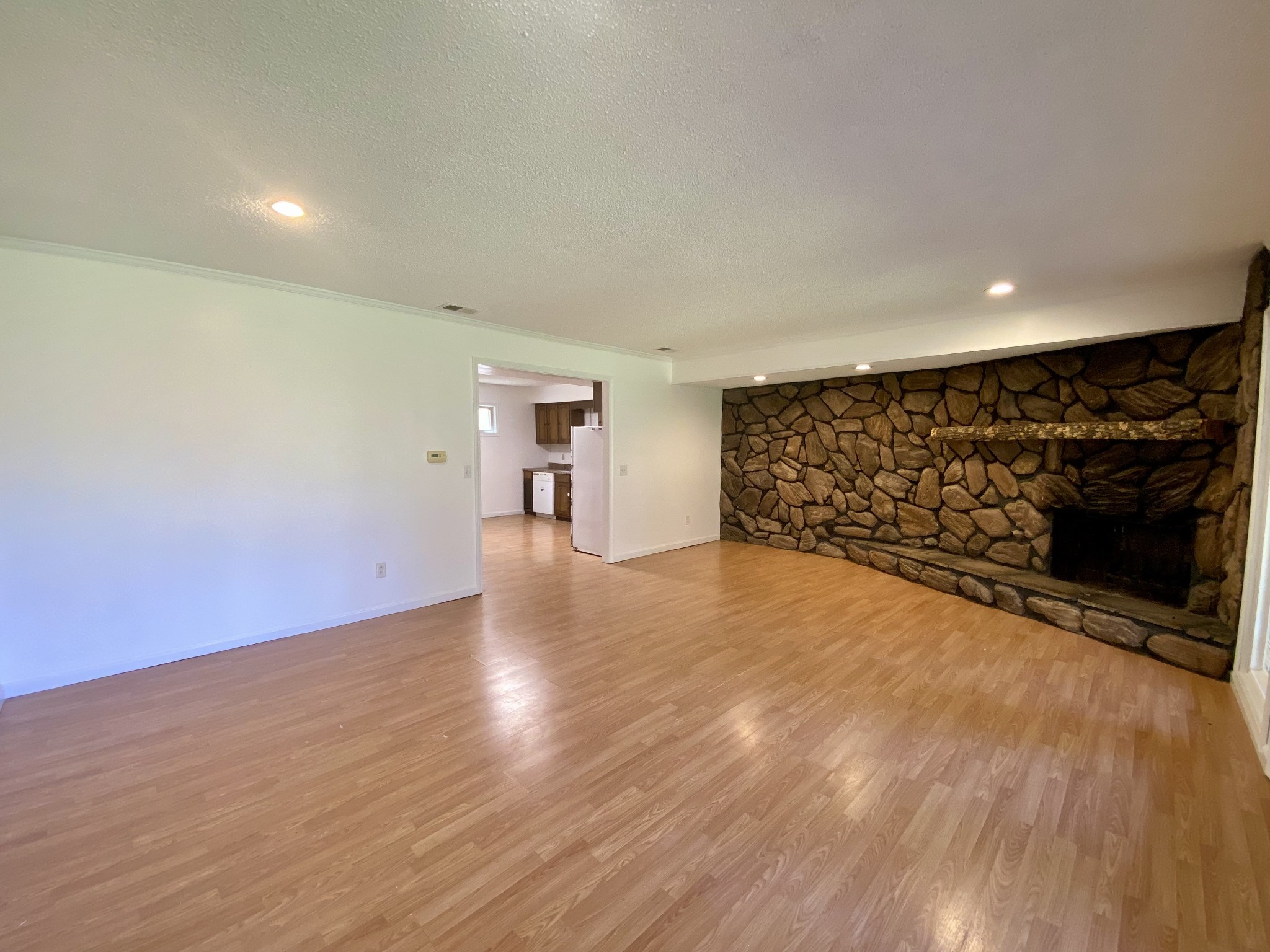 387 Pineview Drive Springville, TN 38256 - Photo 12 of 32