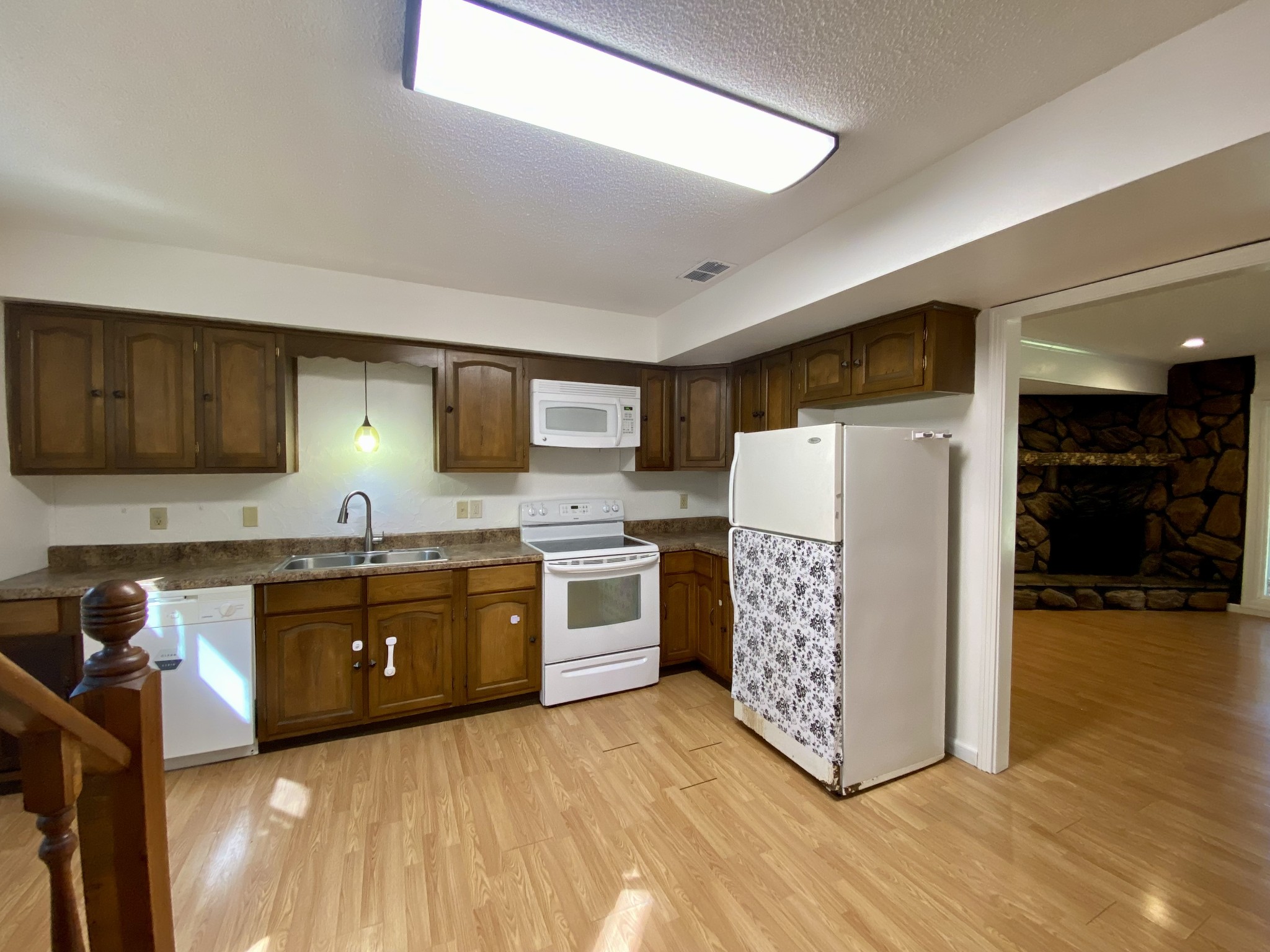 387 Pineview Drive Springville, TN 38256 - Photo 6 of 32