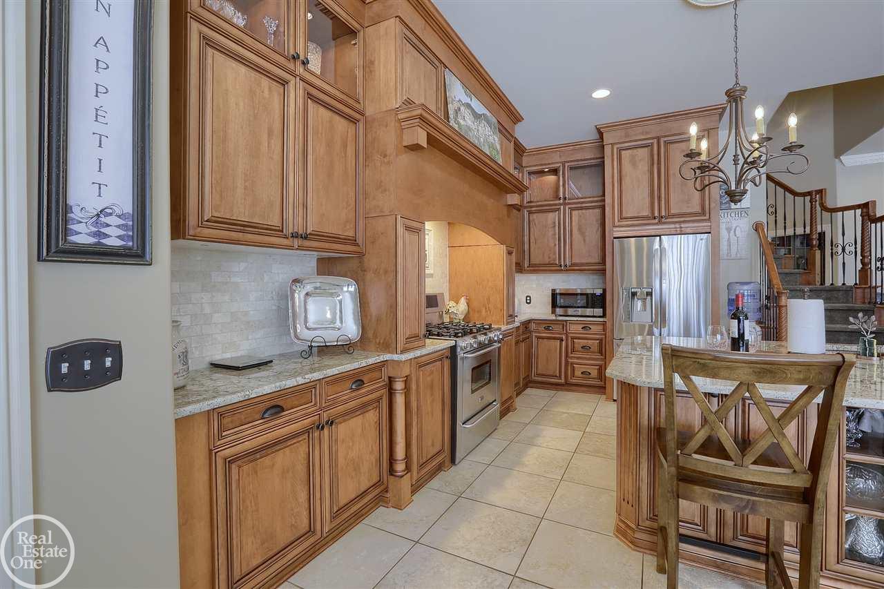 73051 Caldwell Lane Romeo, MI 48065 - Photo 16 of 60 50022329-15.JPG