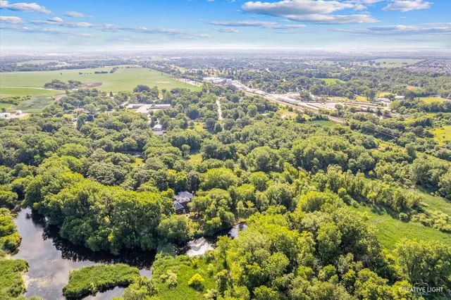 $129,900 | 14 Hunter Lane, Bristol, IL 60512